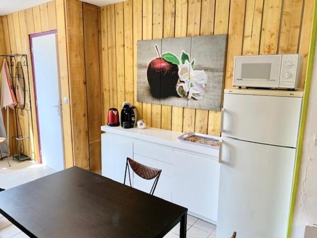 Le Depot Studio Du Petit Port Champvert 外观 照片